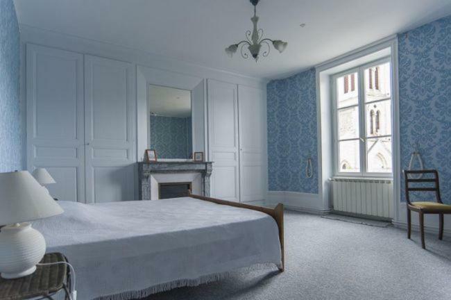 Les Volets Bleus Hotel Le Perreon Luaran gambar